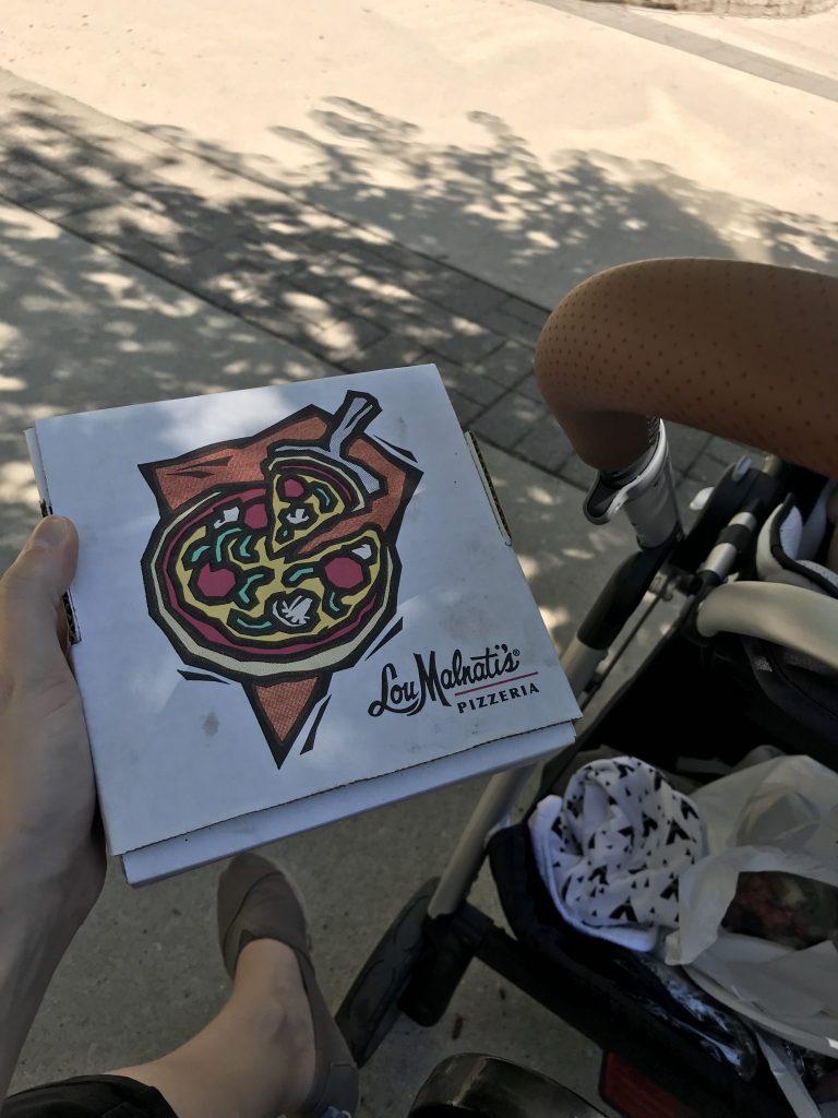 Travel With Me | Chicago | Traveling with Baby | EverydayAccountsBlog.com